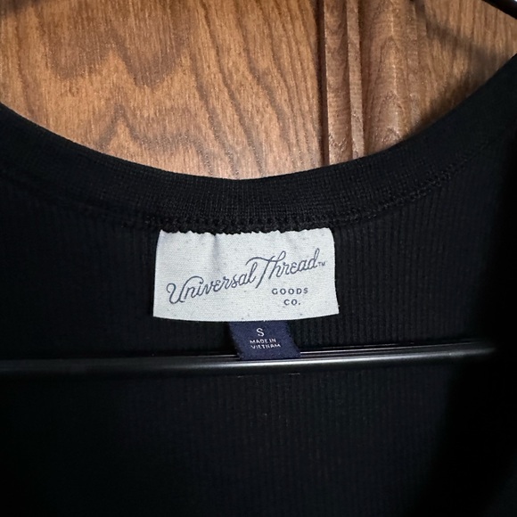 Universal Thread Black Ribbed Tank Top - Picture 3 of 4